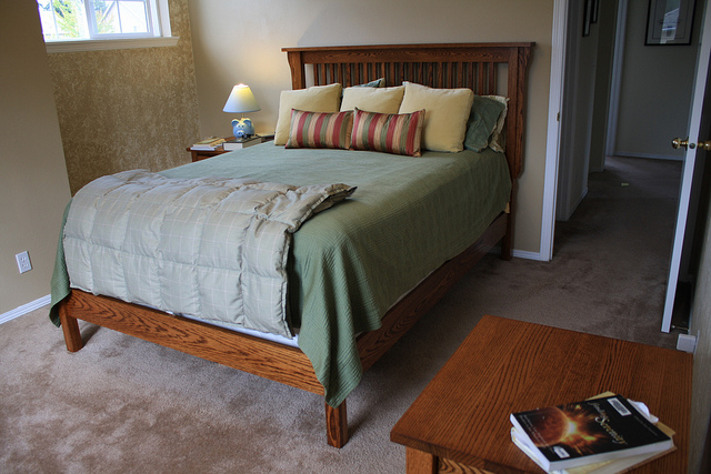 Tufted Velvet King Bed — Emerald green velvet